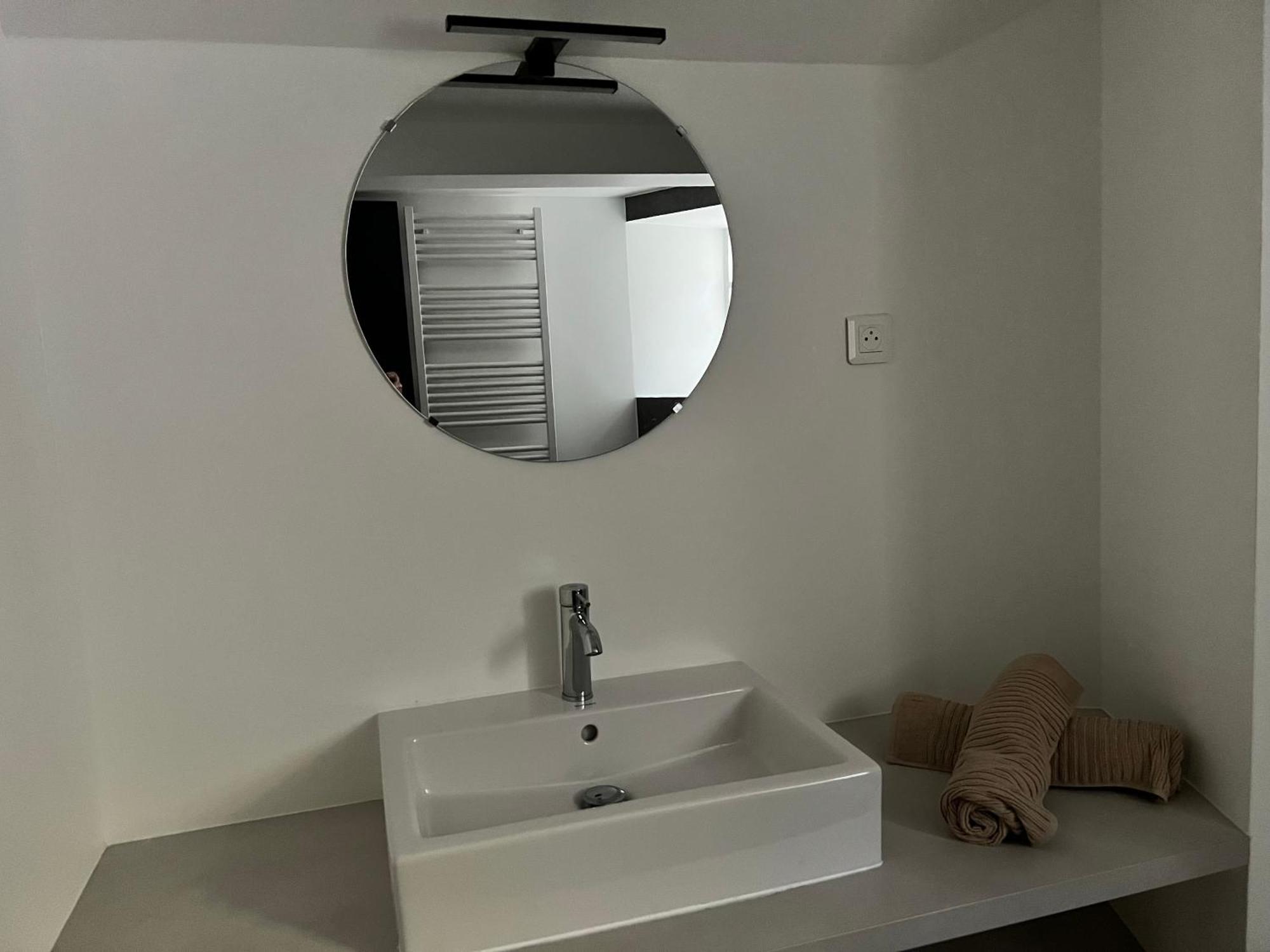 Urban Retreat In Apartment