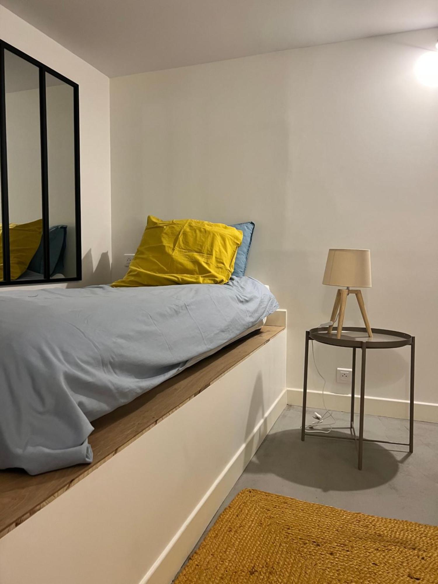 Urban Retreat In Apartment *